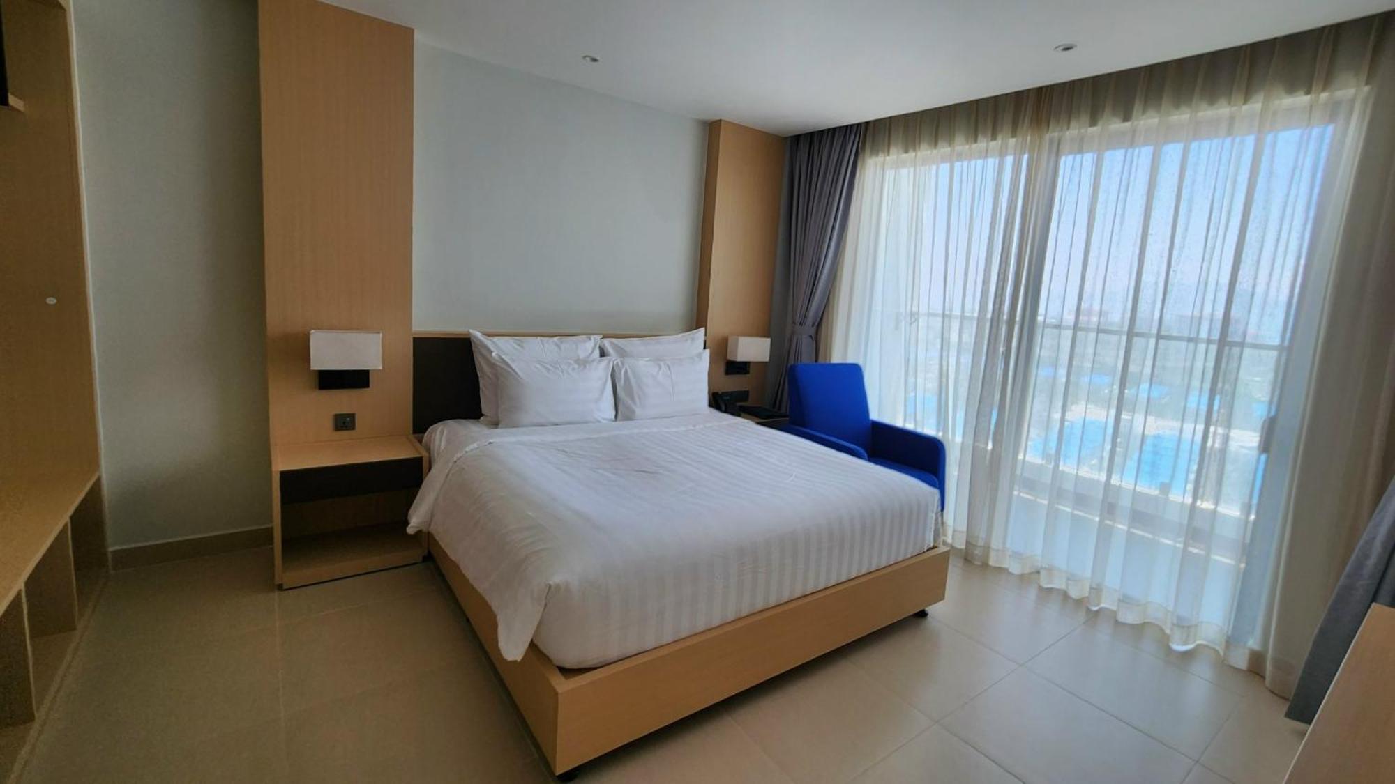 The Cam Ranh Oceanview Apartment Екстериор снимка