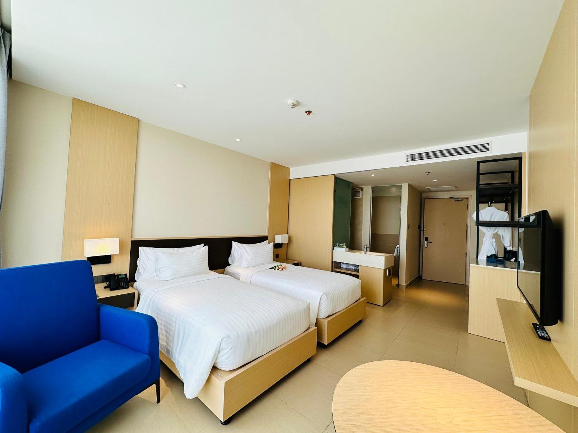 The Cam Ranh Oceanview Apartment Екстериор снимка