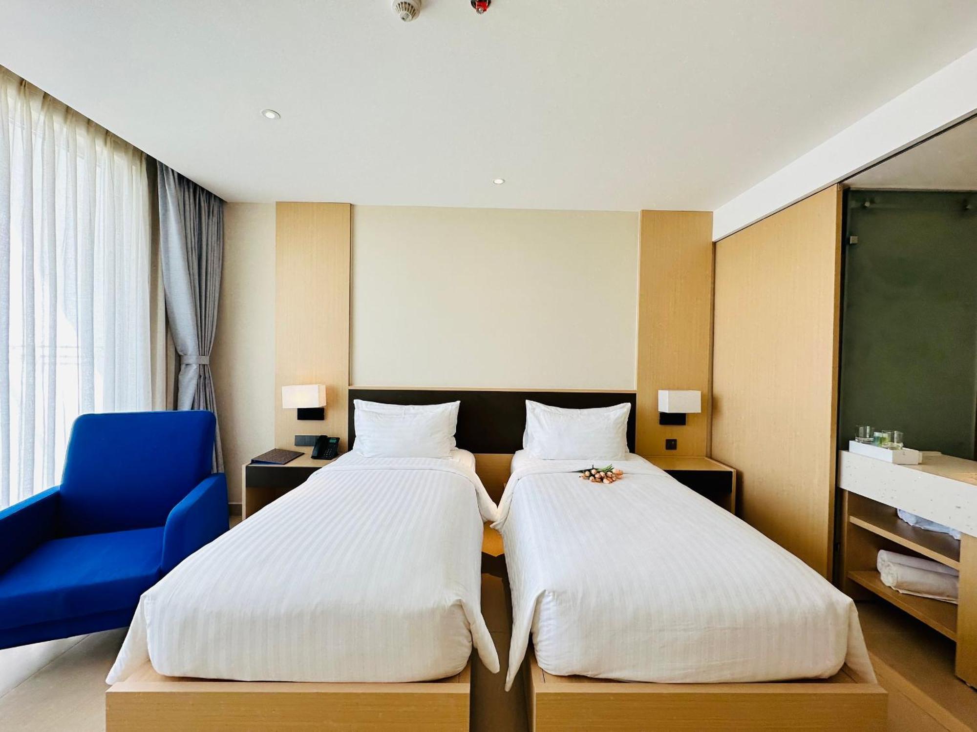 The Cam Ranh Oceanview Apartment Екстериор снимка