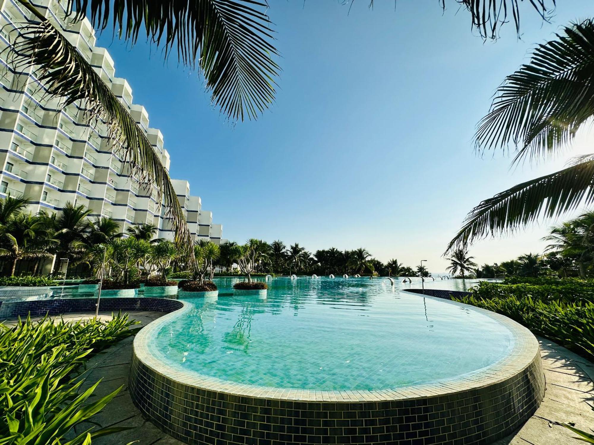 The Cam Ranh Oceanview Apartment Екстериор снимка