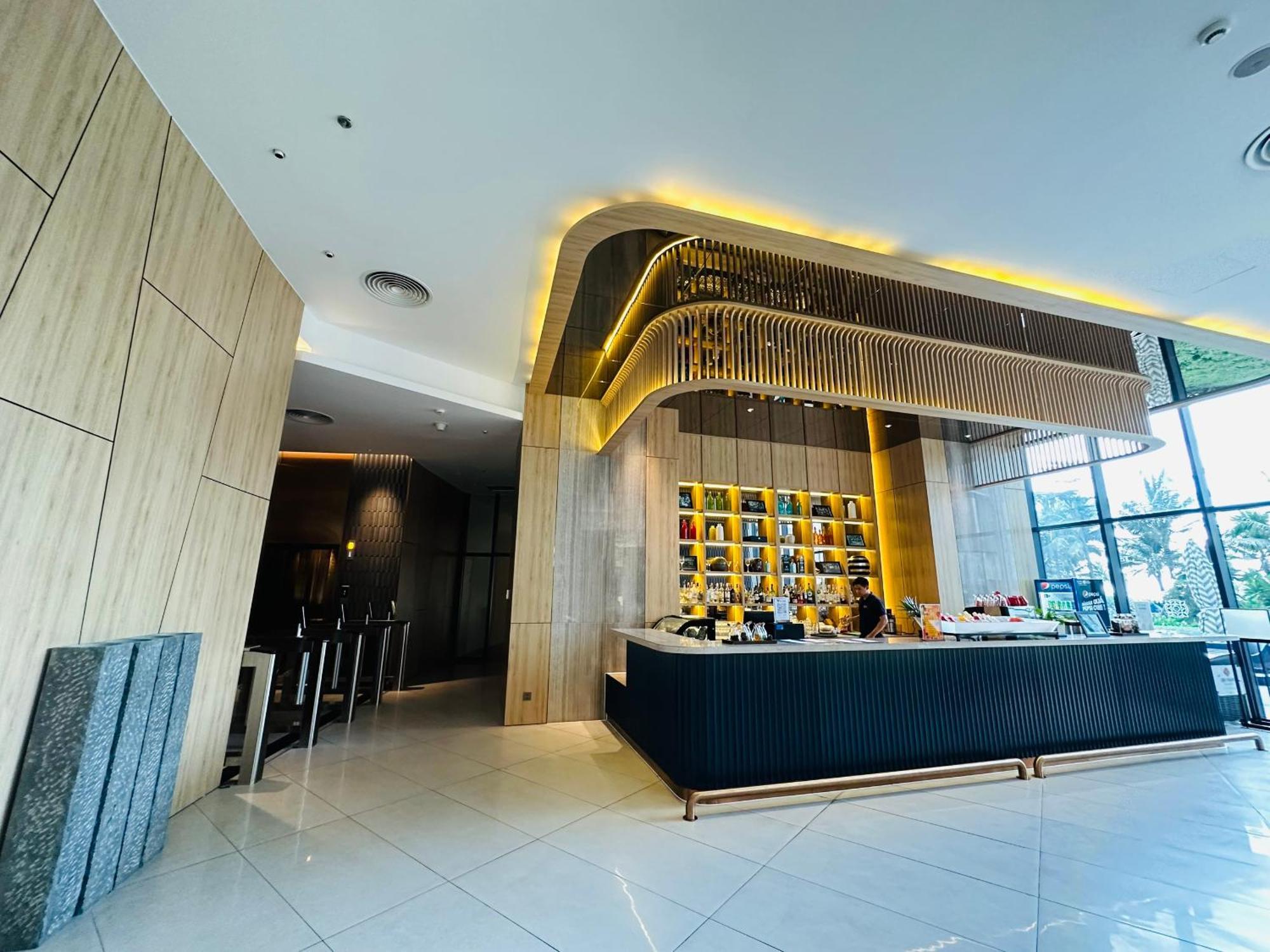 The Cam Ranh Oceanview Apartment Екстериор снимка