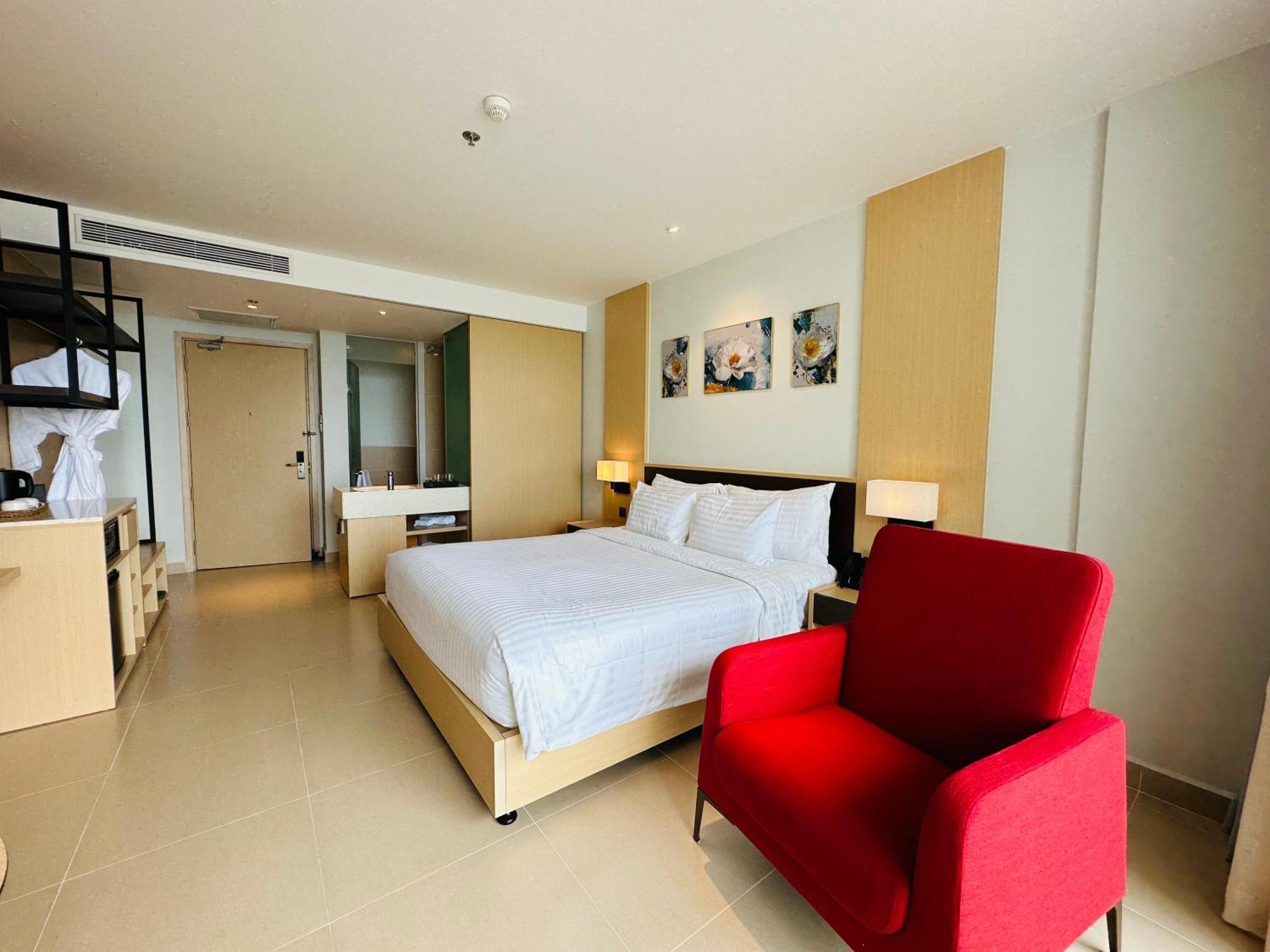 The Cam Ranh Oceanview Apartment Екстериор снимка