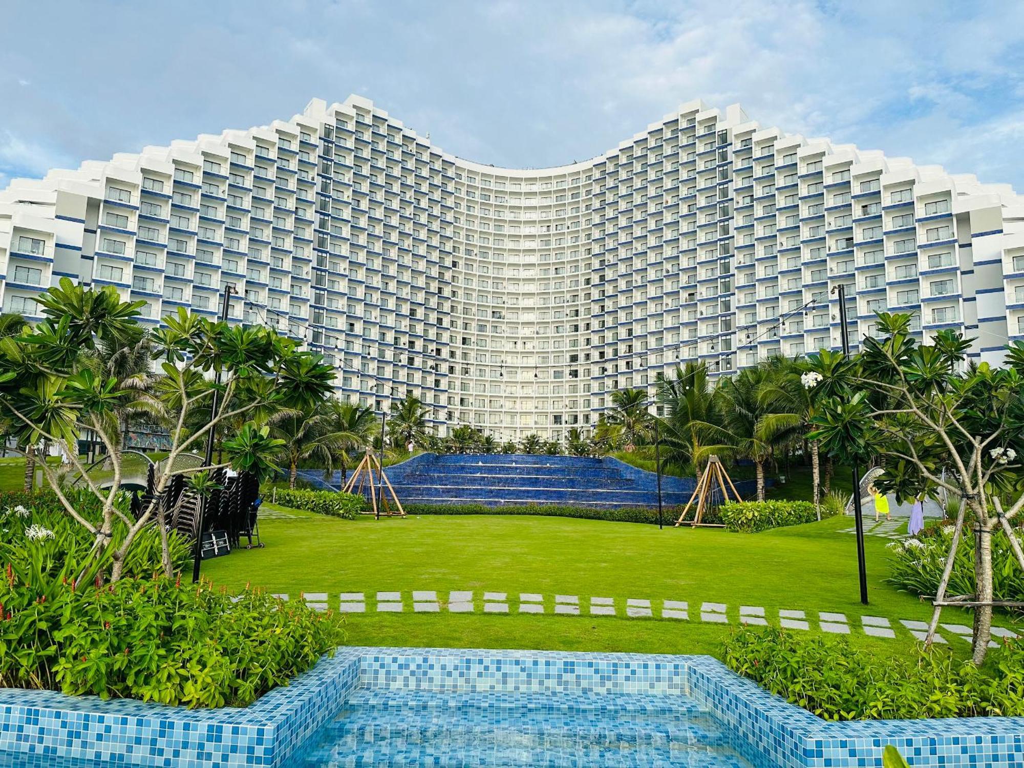 The Cam Ranh Oceanview Apartment Екстериор снимка