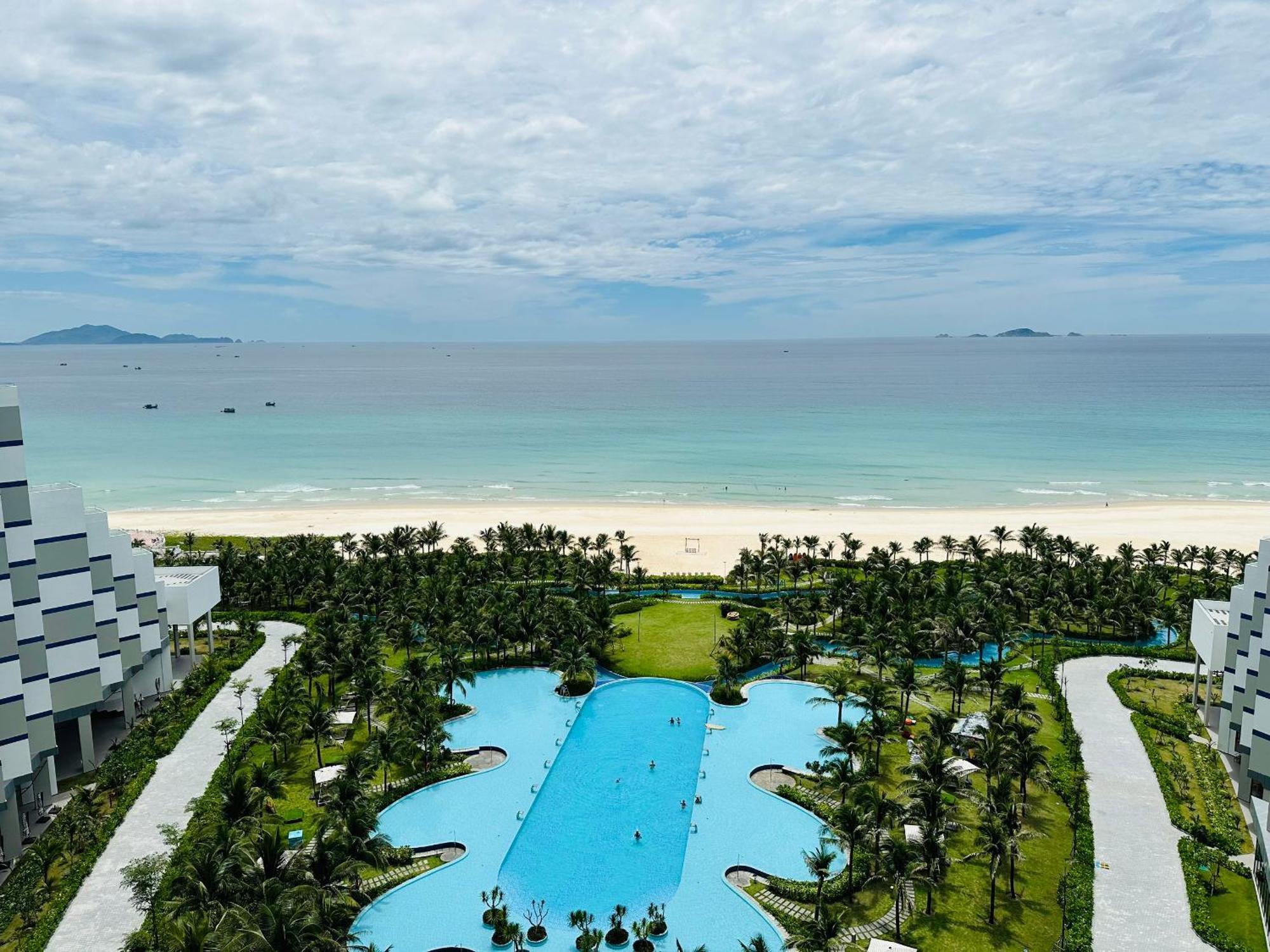 The Cam Ranh Oceanview Apartment Екстериор снимка